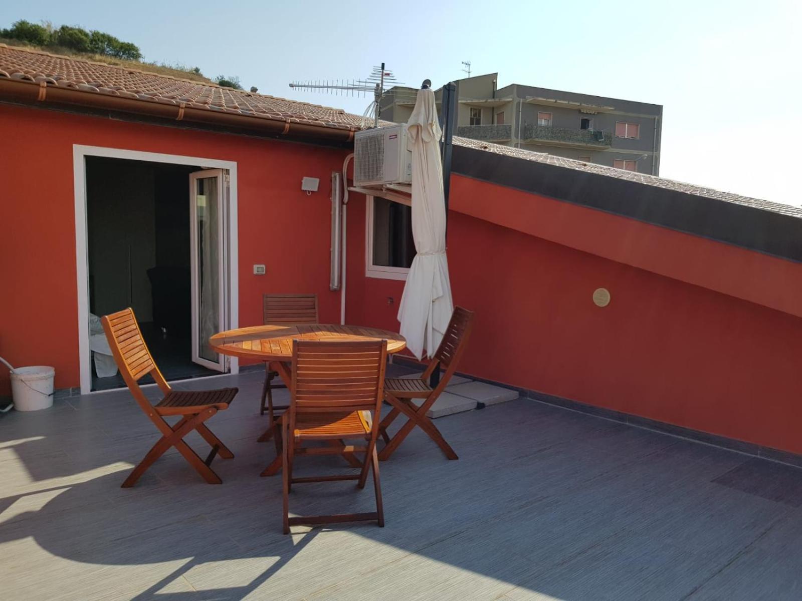 גלה Lilium In B&B מראה חיצוני תמונה